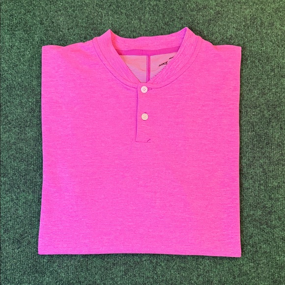 Tiger Woods by Nike Aeroreact Mock Neck Polo (Pink with Black accents / Size M) - Picture 3 of 7